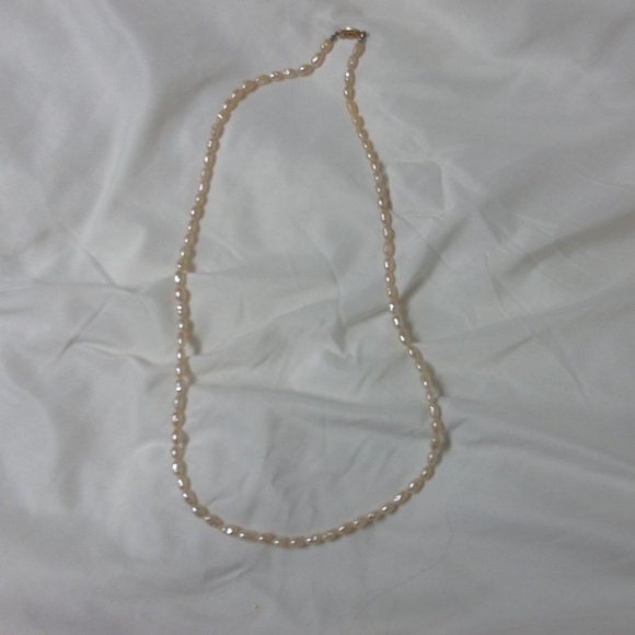 Vintage Jewelry - EUC Vintage 24inch long strand of seed pearls